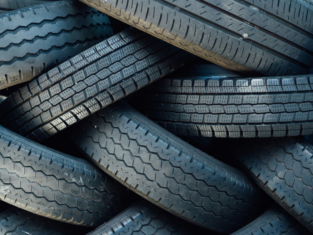 rubber tires used to make rubber mulch